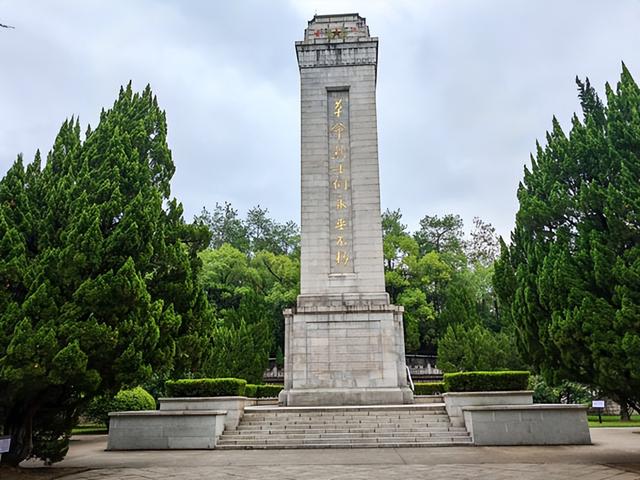 江西旅游：从白鹤湖到上饶集中营行 （图）