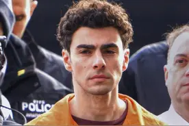 外国人也爱玩抽象！爱马仕橙囚服出大片后，押送人员开始打扮自己图片