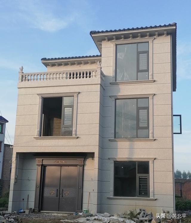 广西南宁市宾阳县消失的古城，除了文保碑还有拆掉一半的城门