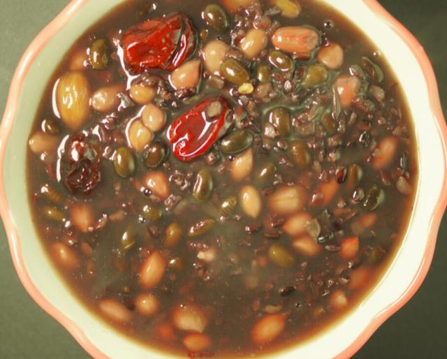 花胶红豆椰汁 红豆椰汁鱼胶