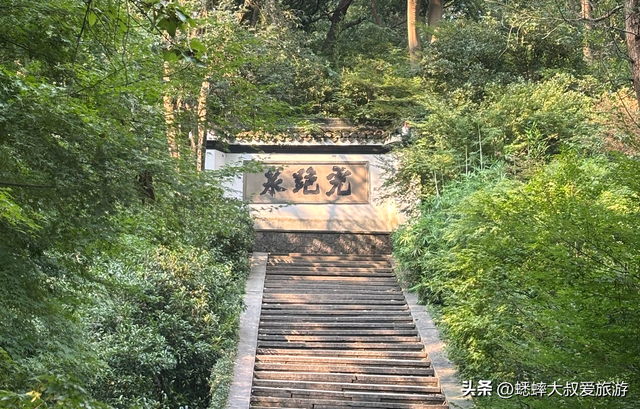 杭州秋日顶流打卡处，终于人少了，找个时间，来做三件事吧！