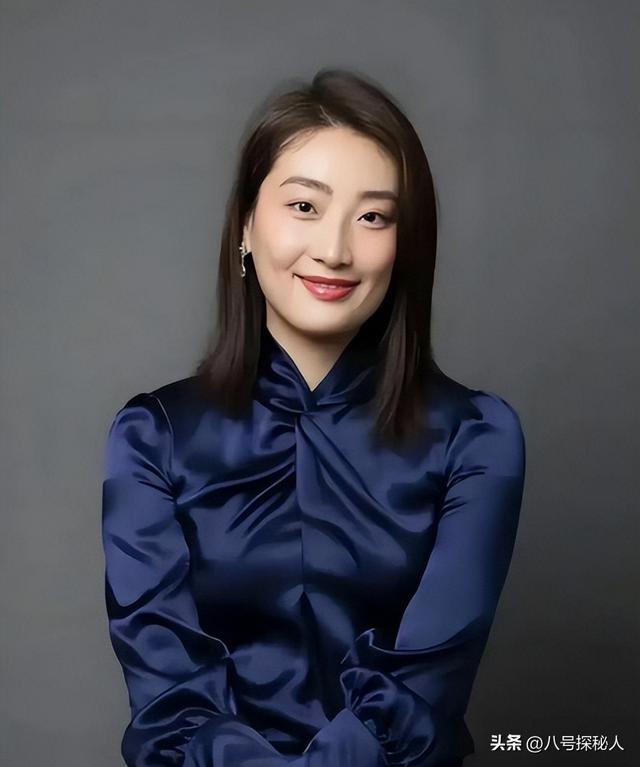 娃哈哈突然改名“娃小宗”，一个时代落幕，世界果然是个草台班子