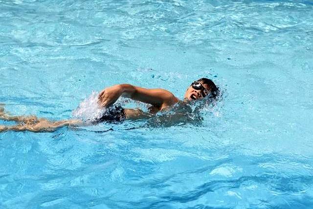 告别“慢动作”，重启身体活力！帕金森患者的专属运动处方来了