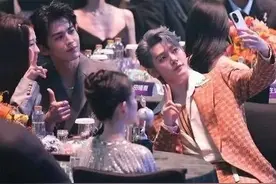 尖叫之夜内场：虞书欣不开心，成毅爱做鬼脸，黄景瑜被镜头偏爱图片