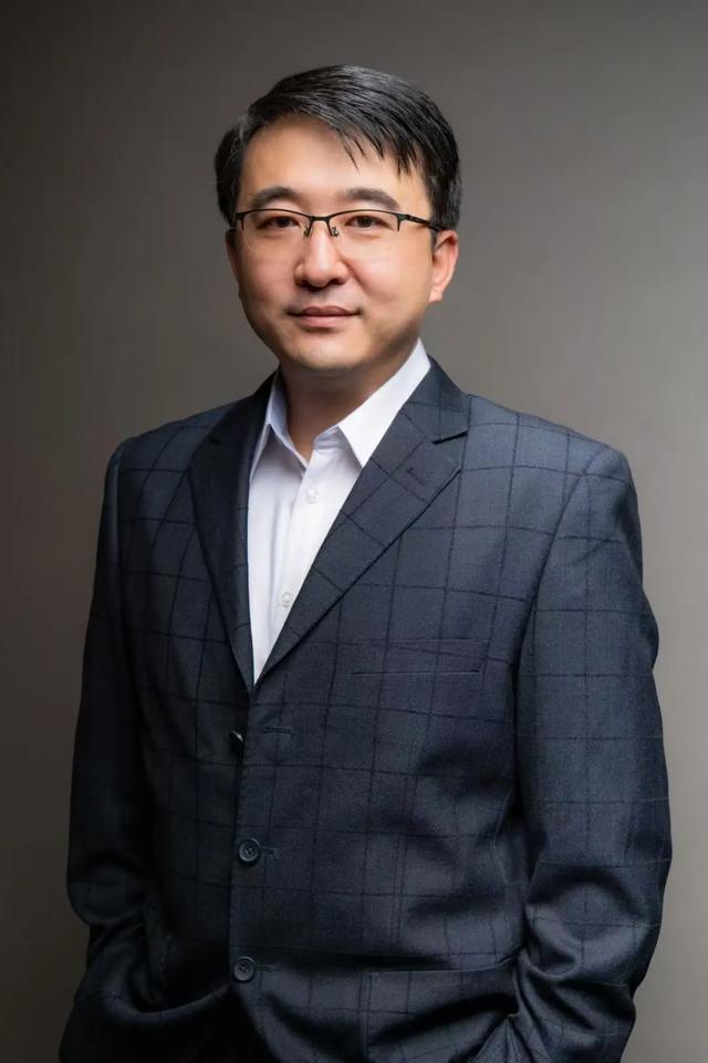 周鸿祎：科技强国不是能做出最贵模型