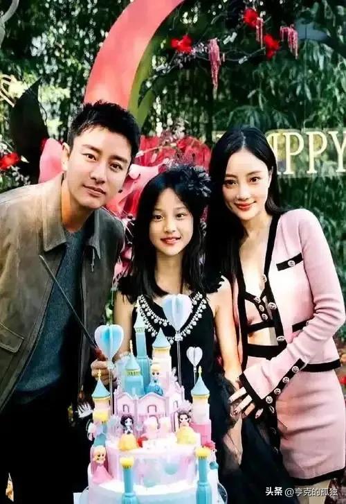 李小璐：年轻时管不住下半身，如今让自己的女儿买了单，她后悔么