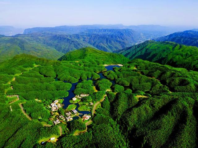 旅游新宠！成都最快1h可达的10个川内宝藏县城，景色封神！好吃好耍！你最想去哪个？