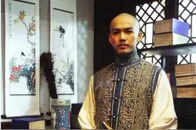 10首纳兰性德的诗词，那么美，那么伤，拨动了谁的心弦?图片