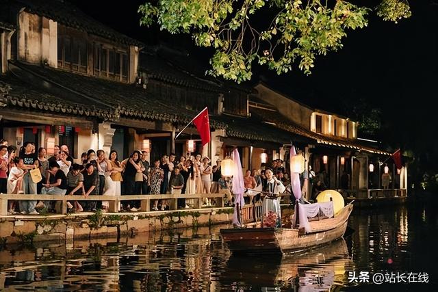 月下霓裳舞 水上清音扬 一场浪漫中秋雅集亮相黎里古镇