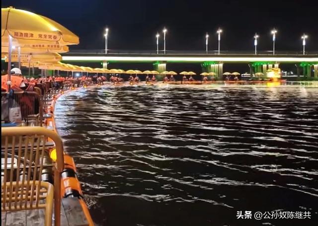 长泰竹排胜武夷？龙津溪水清见底：巨龙漂流兴无比，龙身两百米！