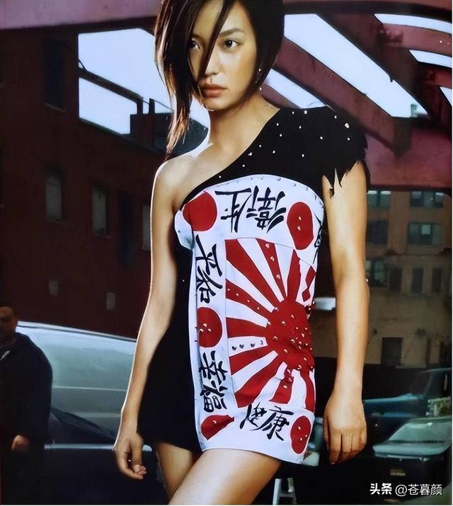 封杀四年，49岁赵薇突传消息，因胃癌去世传闻5个月前就真相大白