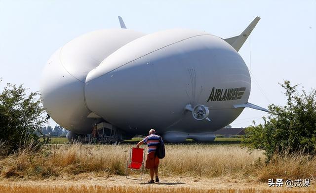 英国飞艇“减臀”没用？零碳+3小时跨洋才是王炸！还能载百名旅客