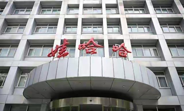 太狠了！宗馥莉辞职第4天，娃哈哈发出“封杀令”让经销商懵了！
