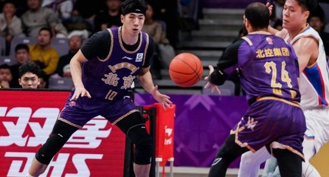 北控81-77力克辽宁，的确让球迷沸腾的，是张庆鹏赛后那席话