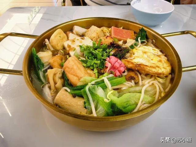 【石家庄】河北经贸大学银杏节预览，随手一拍都是壁纸