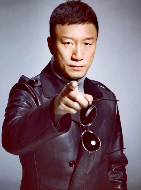 全家移民澳洲传闻真相大白1年	，孙红雷近况曝光，一点都不意外