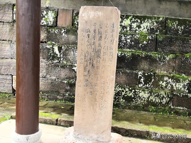 他在全国的5个墓，现在去过两个：“推敲”下安岳荒郊野外的这个