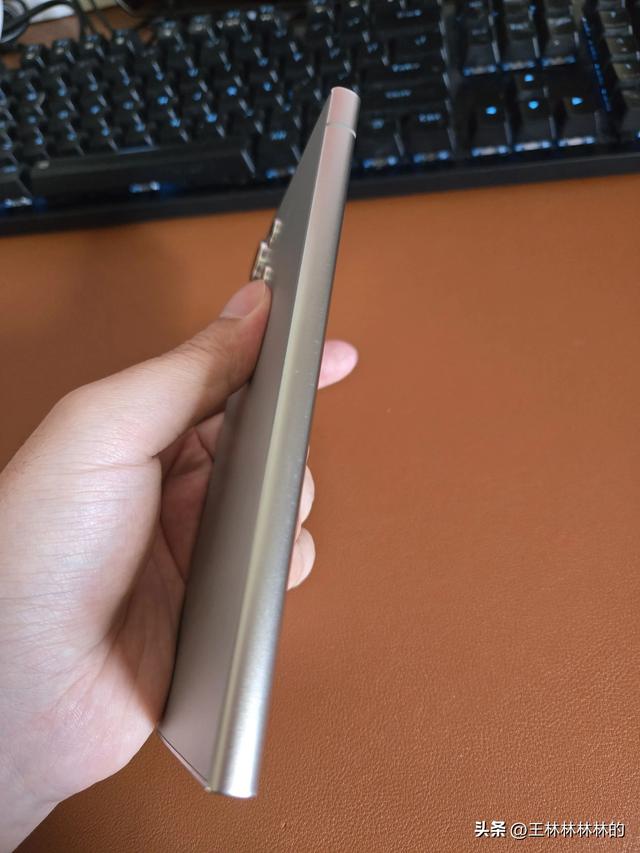 三星Galaxy S24 Ultra首发买的还有人在用吗？
