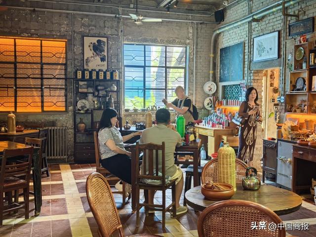 国营老商场突然“翻红”！北京二环新添“citywalk胜地”，“看到每一处都是满满的回忆”