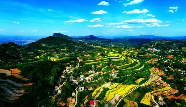 绿意守护 青山不负——走进鸡峰山国家森林公园