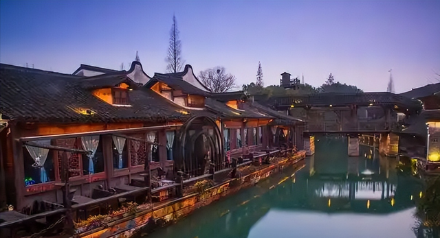 取消门票后游客涨3倍！杭州这步棋，其他城市学得来吗