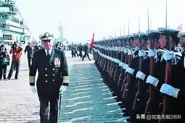 首次访华就不尊重我国？中国当场撤走仪仗队：摆正态度再来吧。