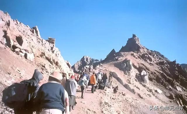 中印罕见同意了一件事，中国一位邻居强烈抗议，莫迪：反对无效