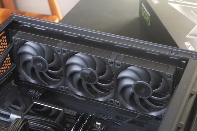 5070究竟什么水平？3A游戏实测， 多帧生成这么用才不卡