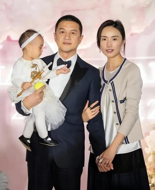 离婚才3个月，高调谈论再婚的李亚鹏，没给海哈金喜留一丝体面