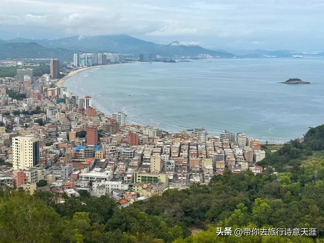 惠州双月湾，内海与外海的海韵迥然不同