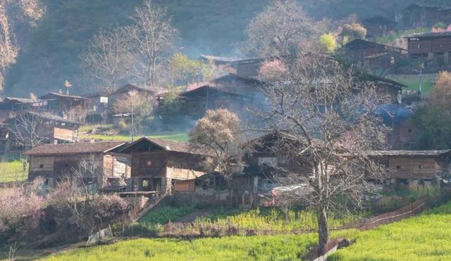 云南最经典的滇西大环线，1600公里一路风光，跨年休闲线就选它！