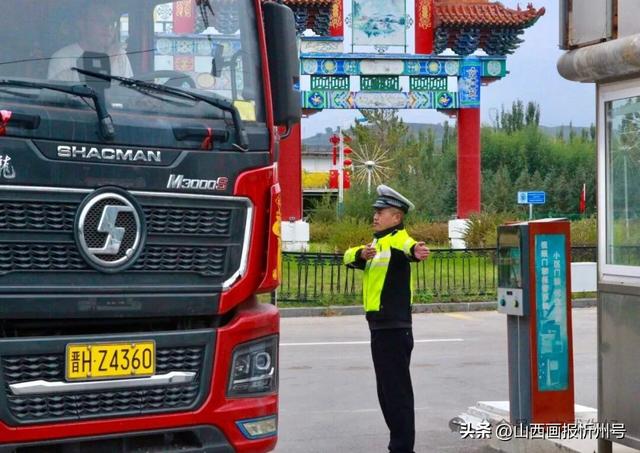 宁武：国庆景区人气旺 暖心畅游有保障