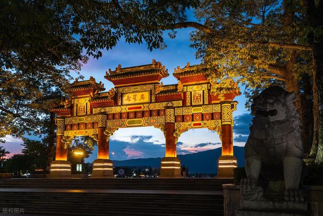 别只知桂林！肇庆这片千年喀斯特山水，才是广东人的洗肺天堂！