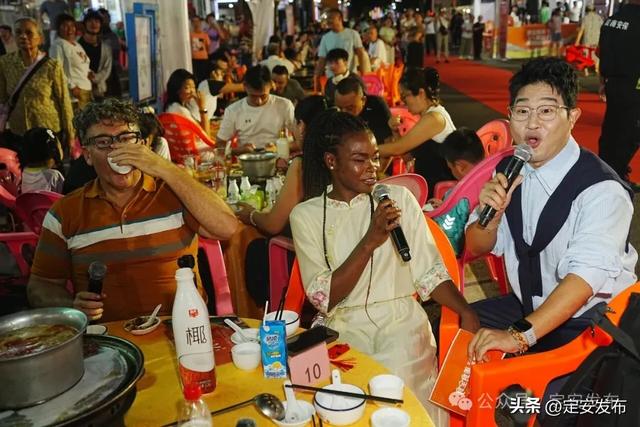 2025定安糟粕醋美食文化周开幕!千人长桌宴+70余项活动开启舌尖狂欢