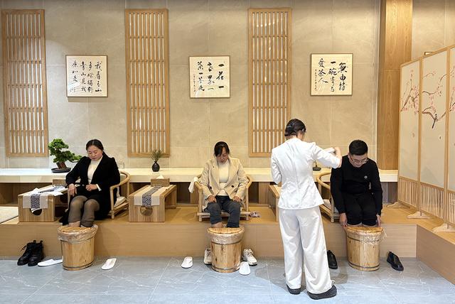 兴义：冬季旅游市场持续升温 “暖资源”催生“热经济”