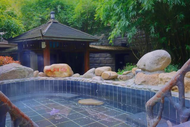 跟着“赣超”游明月山，超多特色玩法，享受清凉夏日~