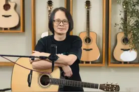 歌手唐磊支持农夫山泉惹争议！故意买大桶山泉喝，要抵制蠢货网友图片