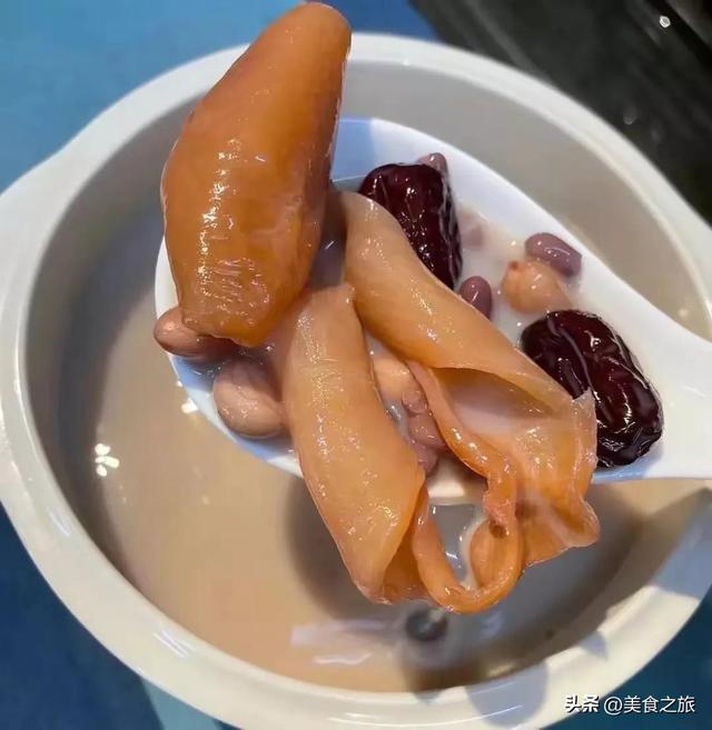 花胶猪蹄花生汤 2026年花胶猪脚花生煲汤的功效