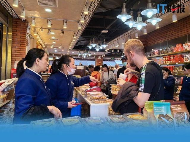 中国太上头了！外国游客集体出现“中国综合征”，戒断反应明显