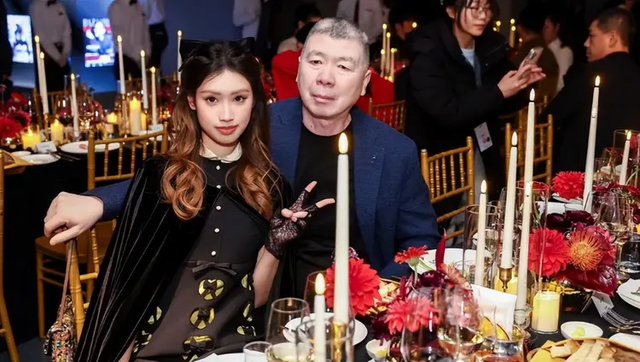 徐帆回应离婚5个月，冯小刚近况曝光，他的“小心思	”再藏不住了