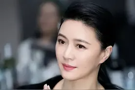 田海蓉：亿万富豪丈夫病死狱中留下130亿财产，她的选择让人泪目图片