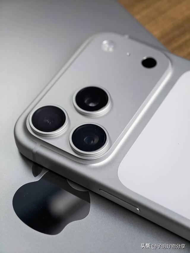 苹果双十一“囚徒困境”:禁了经销商打折,却禁不住市场份额下滑