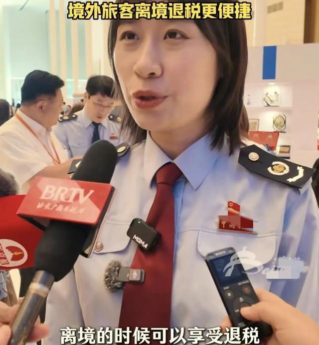 大批日本游客挤爆北京，打着旅游幌子不逛景点不吃美食，为啥来？