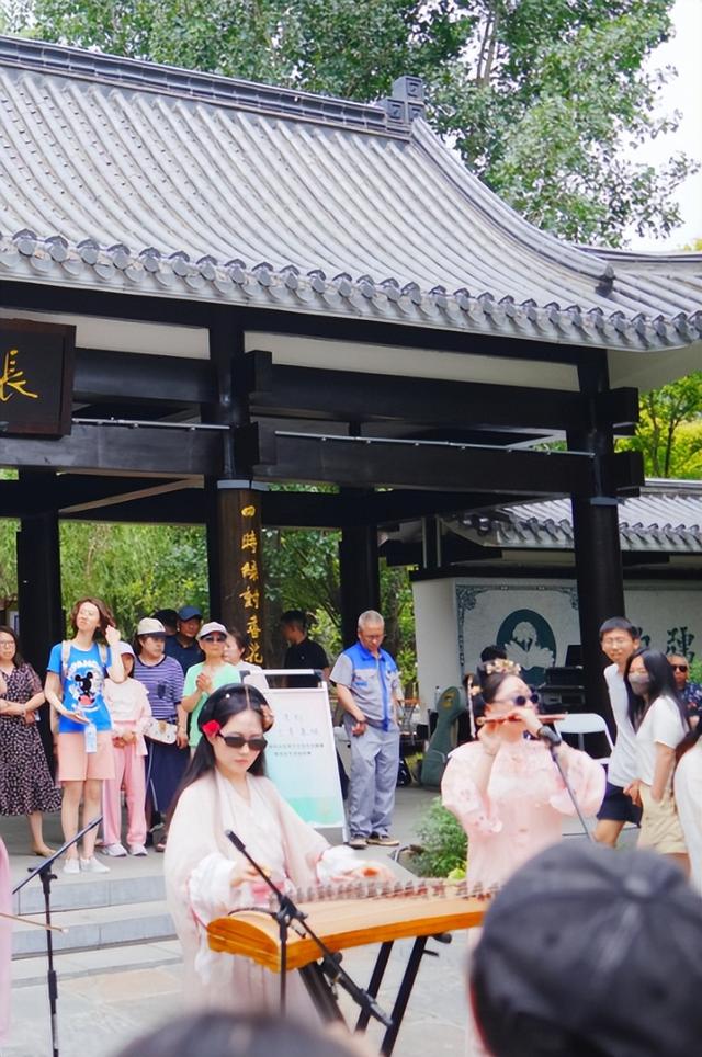 周末果断冲！新民市集“首秀”！街头音乐会·演艺·露天电影…全是爱看的