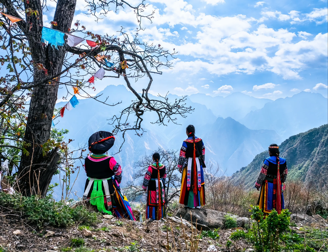 四川木里县：与世隔绝的村庄里，竟有近半数人家实行一妻多夫制？