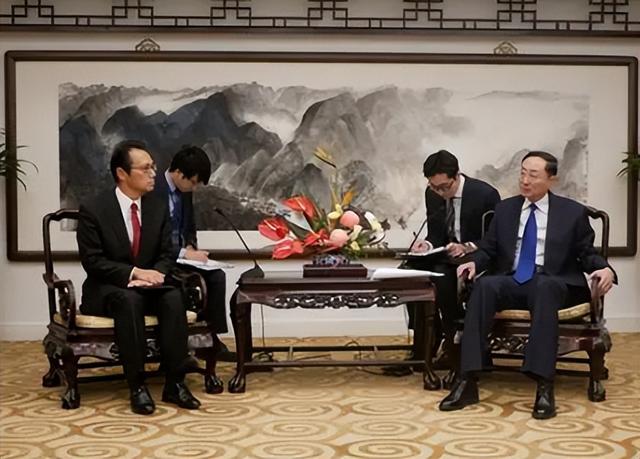 全面停止进口，一票否决！日本彻底傻眼，三十五年布局白费！​