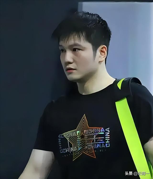 原来樊振东的女神是她！因订婚火遍全网，曾在比赛前去看她而被骂