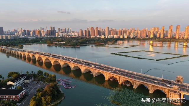 武汉的这个区，比武昌更具性价比，好吃好玩又好逛而且拍照很出片
