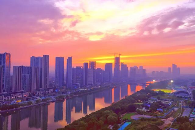 请签收！一份来自七夕限定“超级霞”的浪漫~