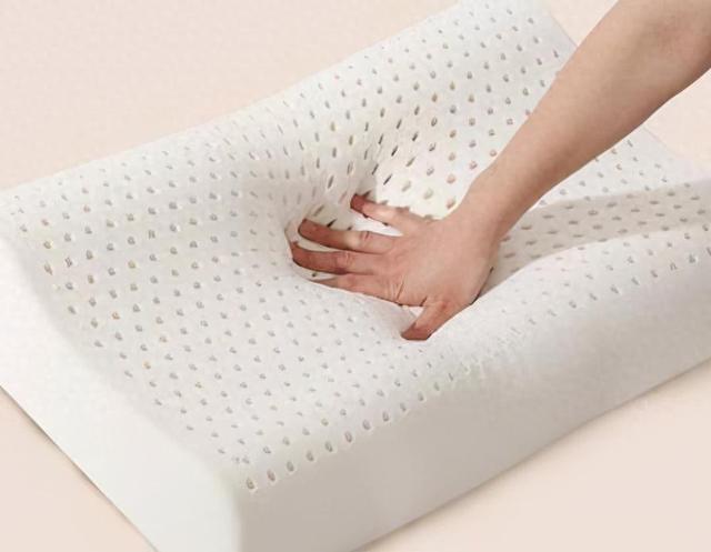 颈椎发炎可以喝花胶 2026年颈椎病能吃鱼胶吗